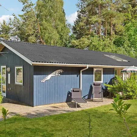 3 Bedroom Awesome In Nyaraló Ebeltoft