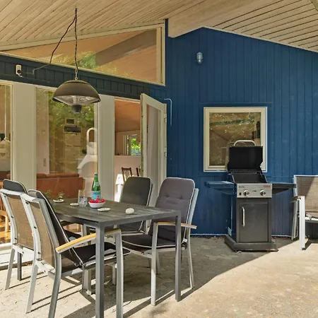 3 Bedroom Awesome In *